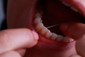 Зубная нить